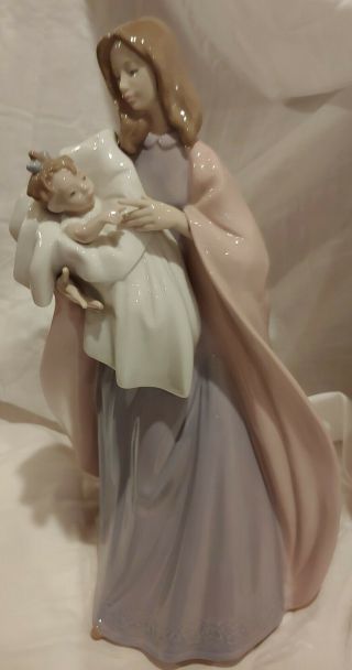Lladro Figurine " A Mother 