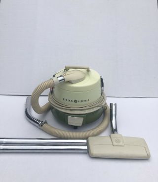Vintage General Electric Canister Vacuum Cleaner Model Pic14