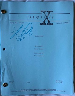 Autographed Hellbound X - Files Blue Production Script 1