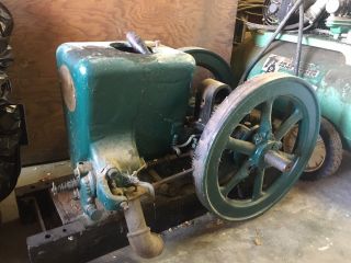Vintage 1 - 1/2hp Fairbanks Morse Model Z Hit Miss Gas Engine Complete