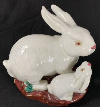 Large Majolica White Mommy And Baby Bunny Rabbit Statue / Figurine