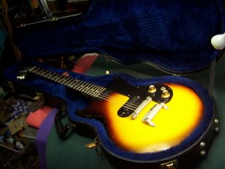 Vintage 1963 Gibson Melody Maker Guitar