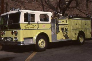 Bridgeport Ct Engine 10 1975 Ward Lafrance Pumper - Fire Apparatus Slide