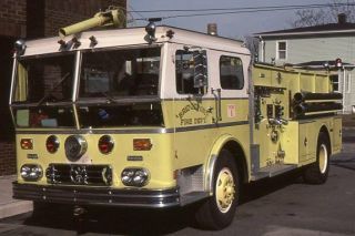Bridgeport Ct Engine 6 1975 Ward Lafrance Pumper - Fire Apparatus Slide
