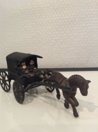 Vintage Cast Iron Metal Amish Horse Drawn Buggy Carriage Wagon Toy Collectible