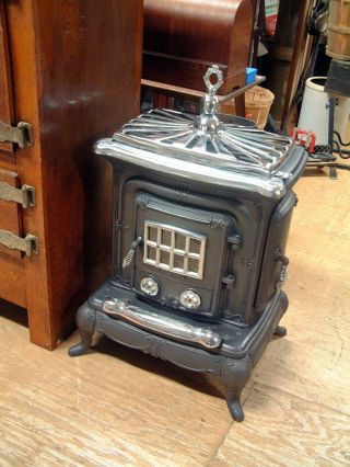Vintage Wood Stove Parlor Chrom Front Glass Side Door 39x23x21 Cooktop Gorgeous