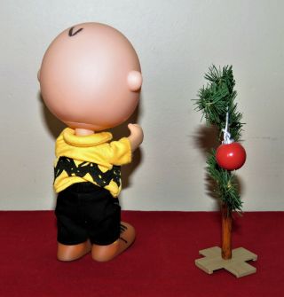 A Charlie Brown Christmas Peanuts Pathetic Tree Blanket & Ornament by Schultz 3