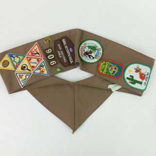 Girl Scout Brownie Sash With Badges Pins And Patches America Regular Size Usa D3