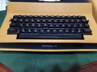1969 Vintage ROYAL Electric Yellow Typewriter APOLLO 10 GT SP - 8000 Japan 2