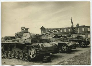 Wwii Large Size Photo: Captured German Tanks,  Stalingrad Campaign