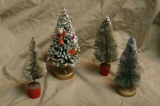 4 Vintage Miniature Bottle Brush Christmas Trees for Train Set Railroad Holiday 3