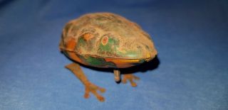 Old Vintage Tin Winding Frog Toy from Japan 1950 3