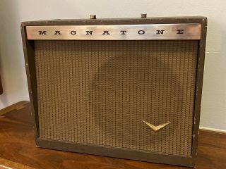 1950s Vintage Magnatone 213 Troubador Tube Amplifier For Guitar