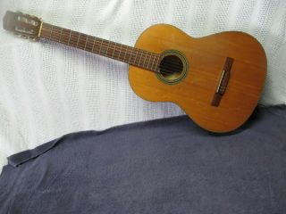 Yamaha Vintage Classical Guitar Model G - 60 Made In Japan With Case