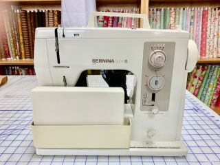 Bernina 801 Sport Sewing Machine Portable / / Vintage