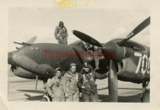 Wwii Photo - Us Pilot & Aaf Gis W/ P 38 Lightning Fighter Plane - No.  706?