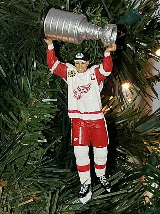 Steve Yzerman Detroit Red Wings Hockey Nhl Xmas Tree Ornament Holiday Jersey 19