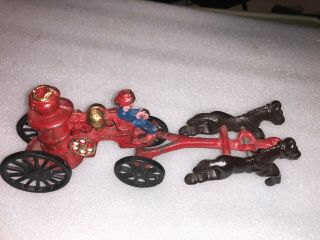 Fireman Cast Iron Toy Horse Drawn Fire Engine Truck Carriage Wagon