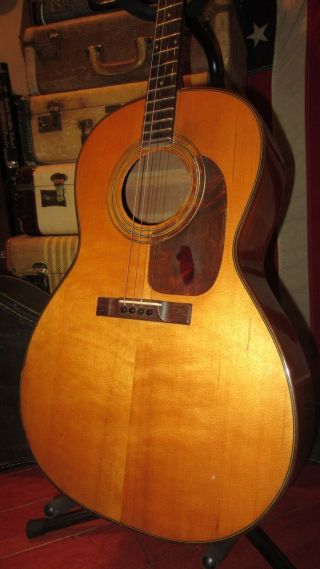 Vintage Circa 1939 Weymann Tenor Acoustic Guitar Natural With Soft Case