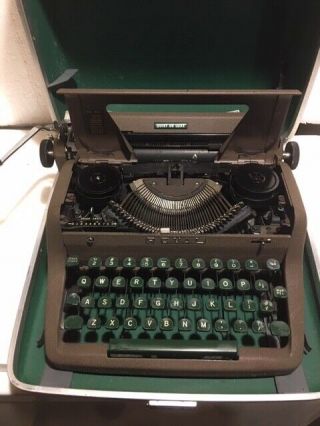 Vintage Royal Model A Deluxe Quiet Portable Typewriter