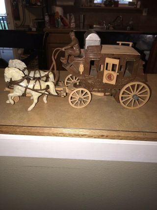 Roy Rogers Stge Coach And Chuck Wagon