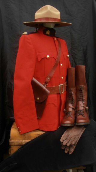 Vintage - Royal Canadian Mounted Police - Uniform,  Belt,  Stetson & Boots - 1974