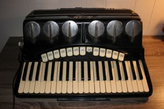 Vintage Scandalli Brevetto Full Size Piano Concert Accordion