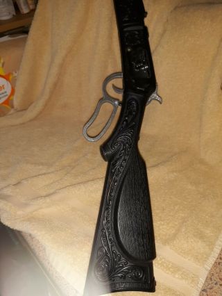 Vintage Durant Plastics Rifle Toy Cowboy Saddle Cap Gun 32 - 1/2 " Long