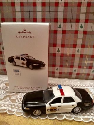 Hallmark 2011 Ford Crown Victoria Police Interceptor Car 2018 Christmas Ornament