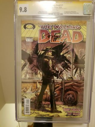 Walking Dead 1 Cgc 9.  8 Signed By Robert Kirkman And Tony Moore Black Label