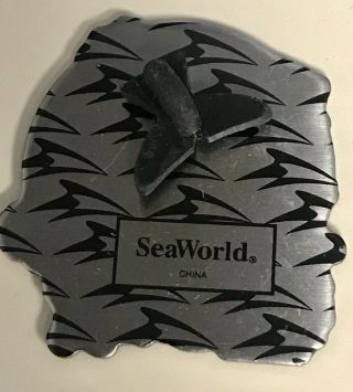 SeaWorld Pin — Passholder Guy Harvey Save Our Seas 2