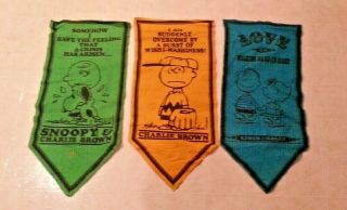 3 Vintage Peanuts Charlie Brown Lucy Linus Felt Pennant Flag Banners
