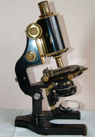 VINTAGE CARL ZEISS JENA MICROSCOPE WITH WOODEN BOX 1940 ' s 3