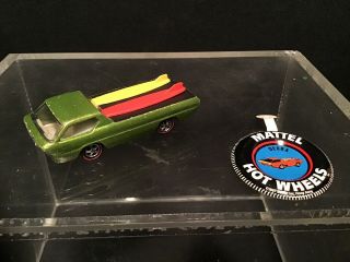 Vintage Redline Hotwheel Deora Green 1967 & Button