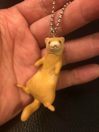 Japan White Ferret Pet Animal Pvc Mini Figurine Figure Keychain A