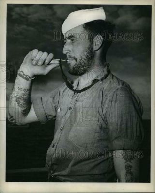 1944 Press Photo Pierce Sykes,  Us Coast Guard Boatswain 