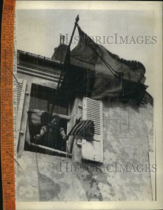 1944 Press Photo Belgium,  A Native Of Forge - Phillippe Waves A Homemade Us Flag