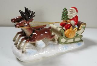 Otagiri Ceramic Music Box - Santa Claus Is Coming To Town - Sleigh & Reindeer