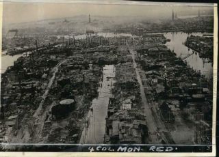 1945 Press Photo Aerial View Of Ruined City Of Hamburg,  Germany - Pim01721