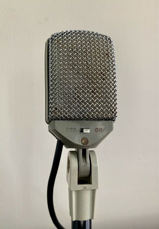 Akg D14s Vintage Microphone (fender F530)