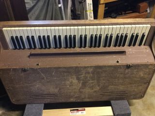 Vintage WURLITZER Model 112 ELECTRIC PIANO 2