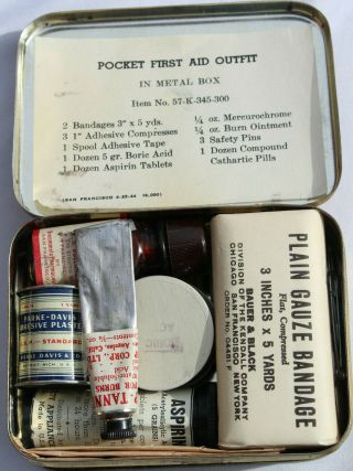 Pocket First Aid Kit In Metal Box W/supplies Vtg Dated 9/1944 For Dsisplay D - 32