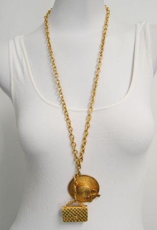 Chanel Vintage Gold Tone Metal Hat Handbag Charm Necklace