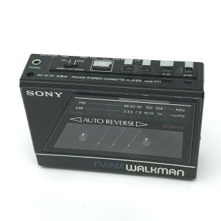 1986 Sony Wm - F77 Fm/am Cassette Walkman Reverse Ac/dc Vintage