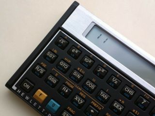 HP 11C Hewlett Packard Vintage Scientific Programmable Calculator w/ Case USA 3