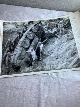 Wwii Ap Wire Photo German Mark Vi Tank Knocked Out Hamich Germany Nh 29
