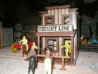 Western Playset Building Freight Line Same Scale As Marx And Gunsmoke Buildings