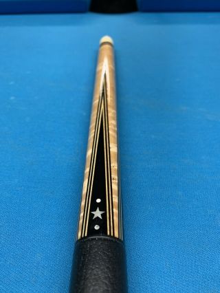 Vintage McDermott C17 Cue With Two Shafts 3