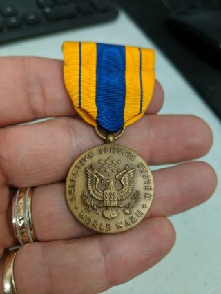 Ww2 Us Selective Service Medal Slot Broach Look