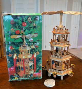 Christmas Weihnachts Peramide 4 Tier Christmas Nativity Pyramid Carousel Vintage
